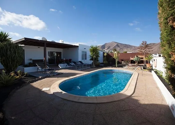 Benita Playa Blanca (Lanzarote)
